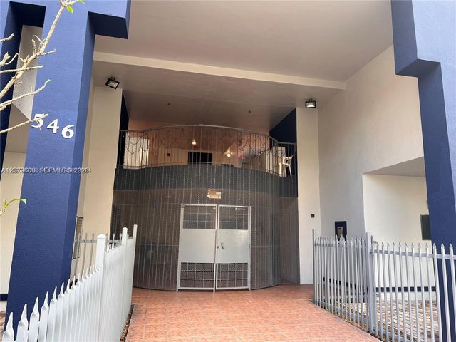 546 SW 1st Street 611, Miami, FL 33130