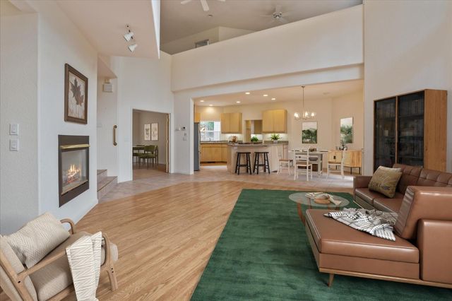 845 Honey Ct, Arnold, CA 95247