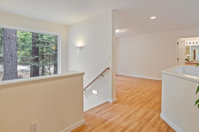 845 Honey Ct, Arnold, CA 95247