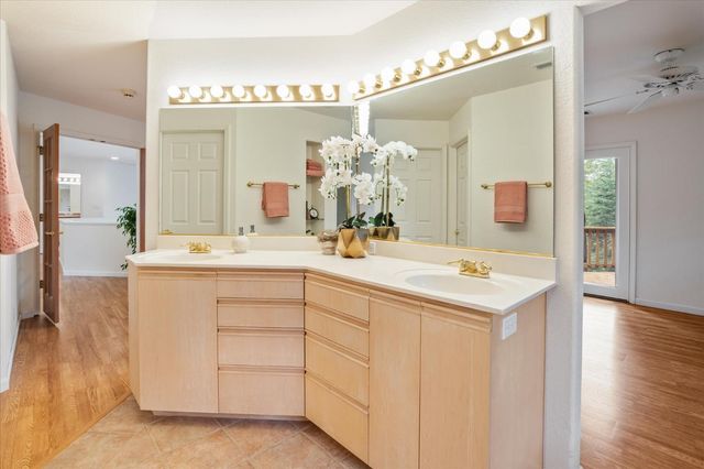 845 Honey Ct, Arnold, CA 95247