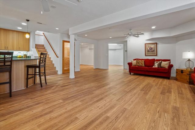 845 Honey Ct, Arnold, CA 95247