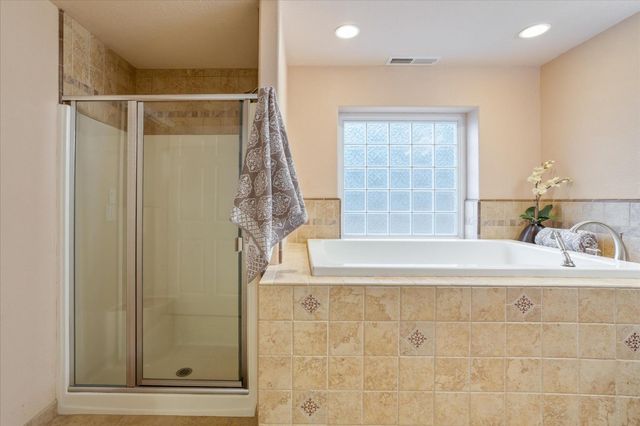 845 Honey Ct, Arnold, CA 95247