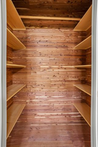 845 Honey Ct, Arnold, CA 95247