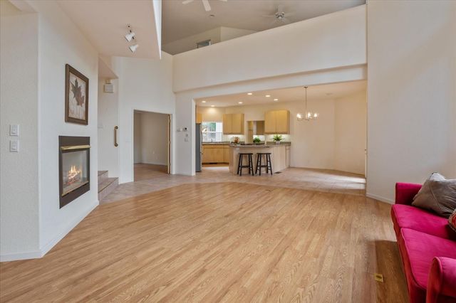 845 Honey Ct, Arnold, CA 95247