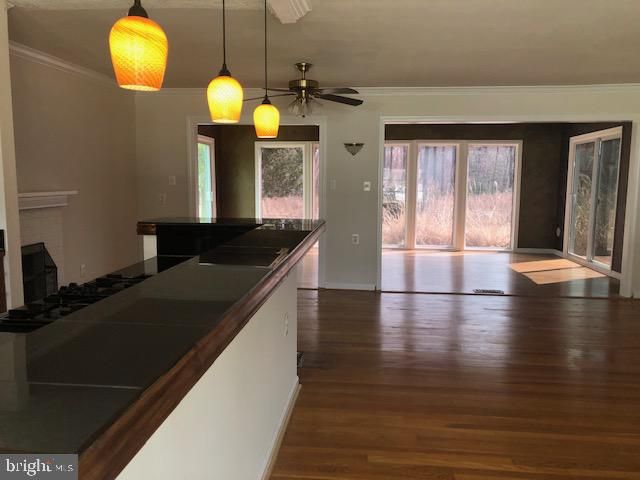 7725 MARTHAS LN, Falls Church, VA 22043