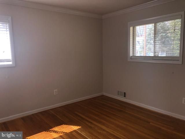 7725 MARTHAS LN, Falls Church, VA 22043