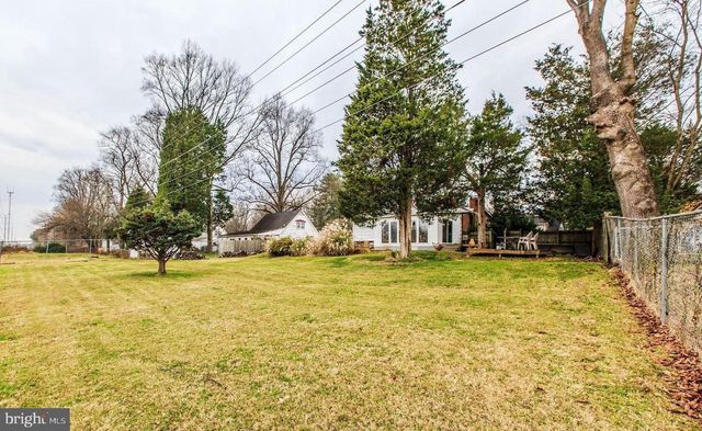 7725 MARTHAS LN, Falls Church, VA 22043