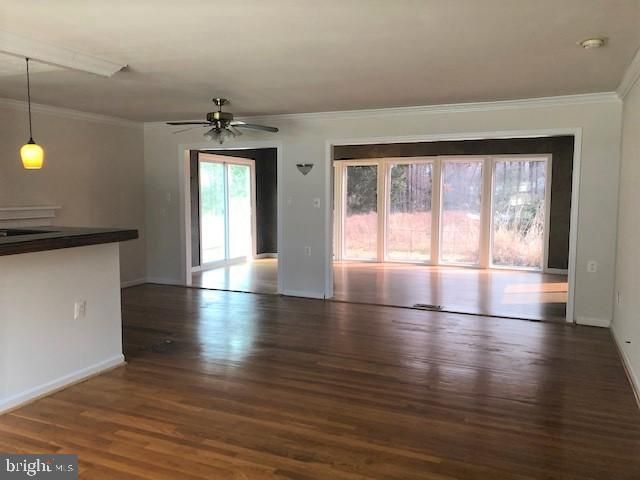 7725 MARTHAS LN, Falls Church, VA 22043