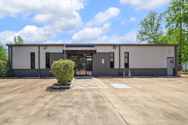 7001 Burkett St, Houston, TX 77021
