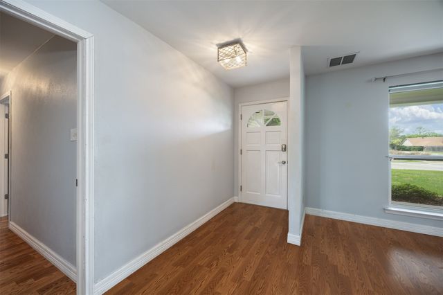 4006 Southridge Drive, Rowlett, TX 75088