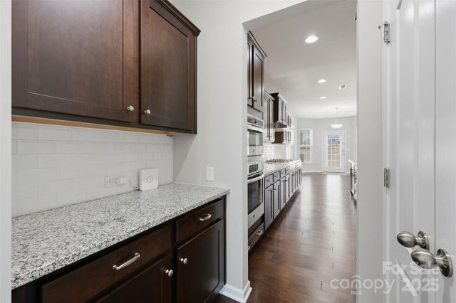 1000 Bellegray Lane NW, Concord, NC 28027