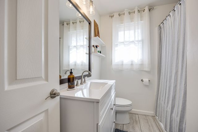 203 Garrett Dr, Nashville, TN 37211