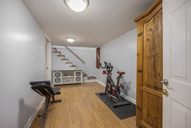 203 Garrett Dr, Nashville, TN 37211