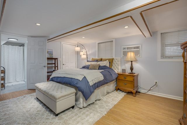 203 Garrett Dr, Nashville, TN 37211