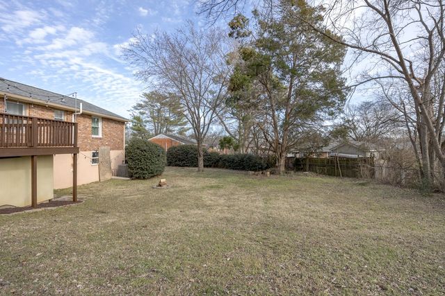 203 Garrett Dr, Nashville, TN 37211