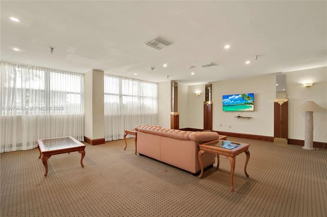 5757 Collins Avenue 507, Miami Beach, FL 33140