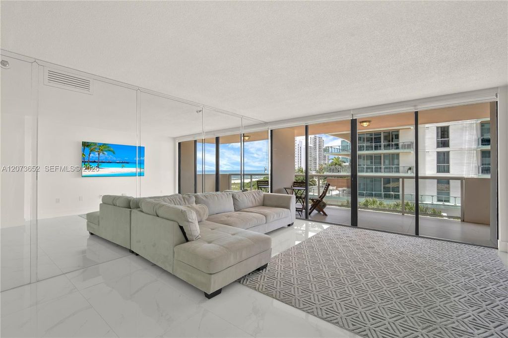 5757 Collins Avenue 507, Miami Beach, FL 33140