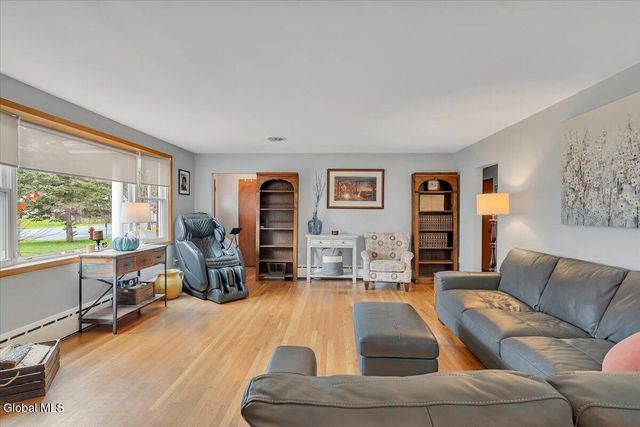 39 W Sand Lake Road, North Greenbush, NY 12198