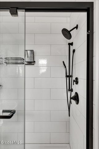 39 W Sand Lake Road, North Greenbush, NY 12198