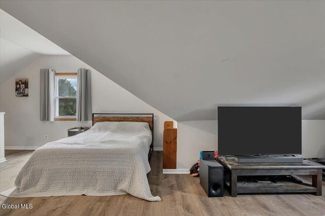 39 W Sand Lake Road, North Greenbush, NY 12198