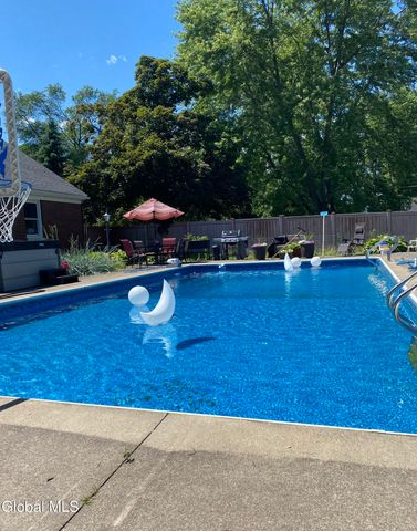 39 W Sand Lake Road, North Greenbush, NY 12198