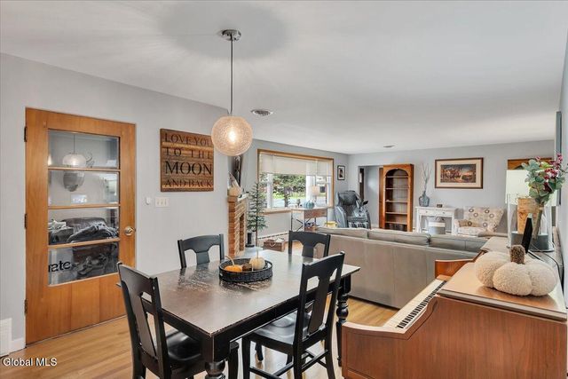 39 W Sand Lake Road, North Greenbush, NY 12198