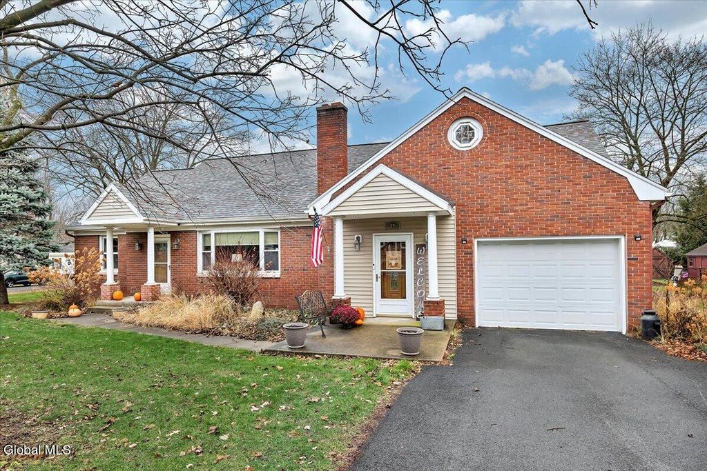 39 W Sand Lake Road, North Greenbush, NY 12198