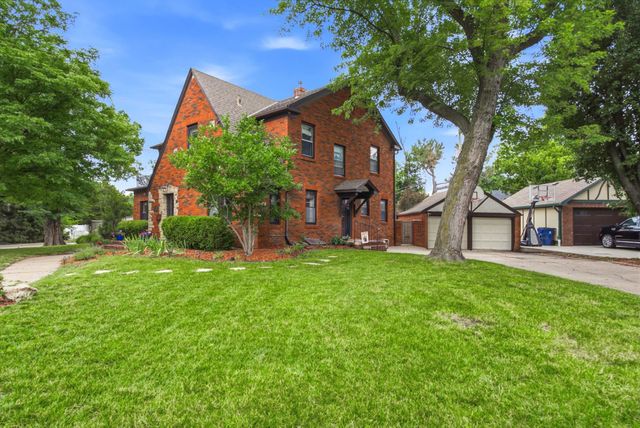 4701 E Lewis, Wichita, KS 67218