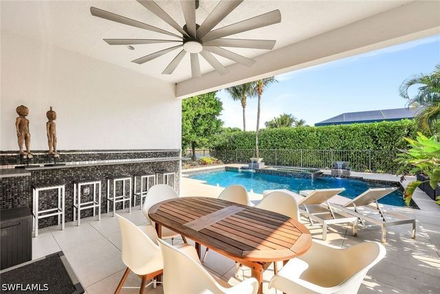 3565 Beaufort CT, Naples, FL 34119