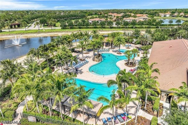 3565 Beaufort CT, Naples, FL 34119