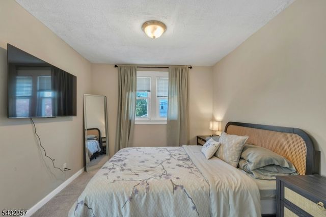 330 Southside Ave, Haledon Boro, NJ 07508