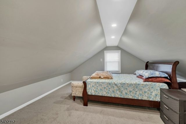 330 Southside Ave, Haledon Boro, NJ 07508