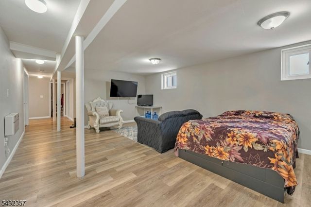 330 Southside Ave, Haledon Boro, NJ 07508