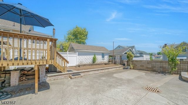 330 Southside Ave, Haledon Boro, NJ 07508