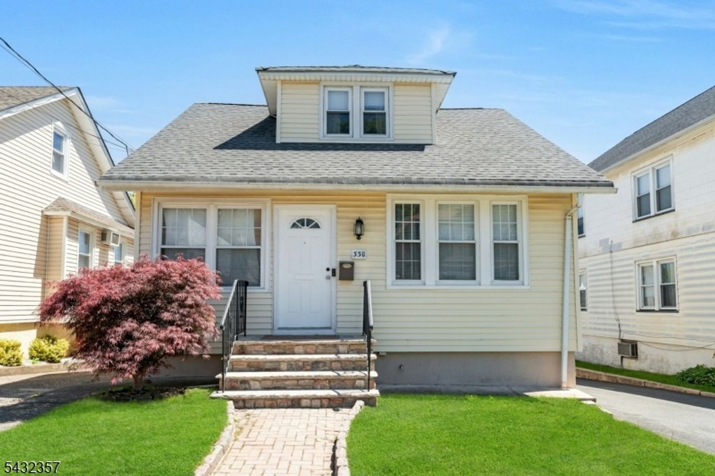 330 Southside Ave, Haledon Boro, NJ 07508