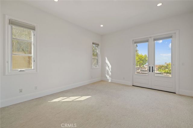 30 Surfspray Bluff, Newport Coast, CA 92657