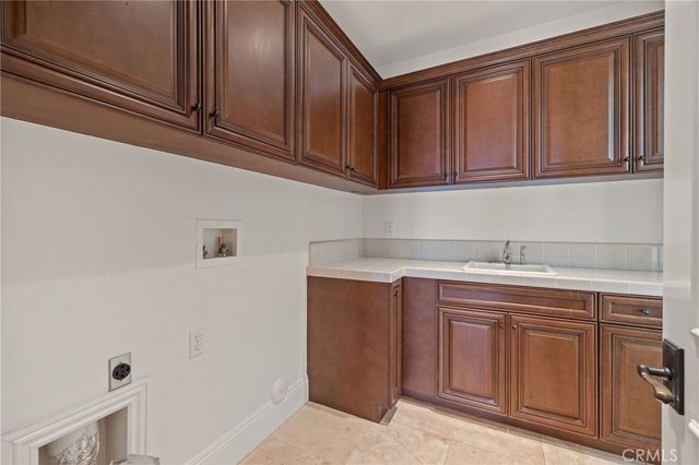 30 Surfspray Bluff, Newport Coast, CA 92657