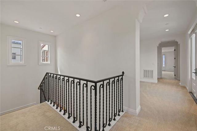 30 Surfspray Bluff, Newport Coast, CA 92657