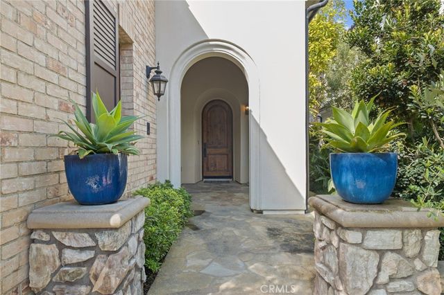 30 Surfspray Bluff, Newport Coast, CA 92657