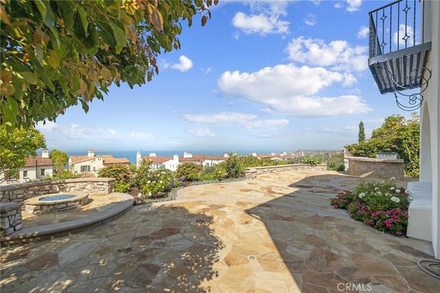 30 Surfspray Bluff, Newport Coast, CA 92657