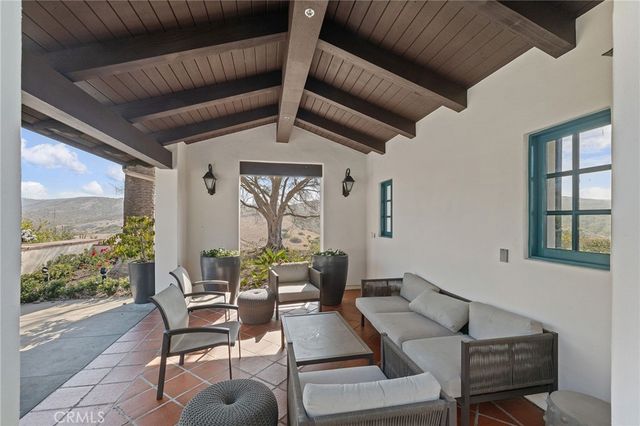 30 Surfspray Bluff, Newport Coast, CA 92657