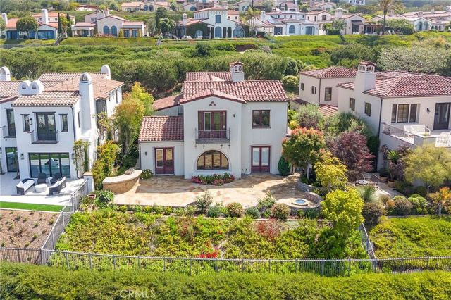 30 Surfspray Bluff, Newport Coast, CA 92657