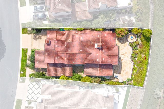 30 Surfspray Bluff, Newport Coast, CA 92657
