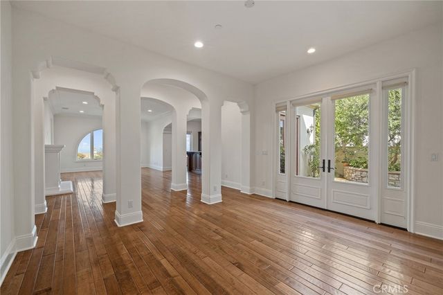 30 Surfspray Bluff, Newport Coast, CA 92657