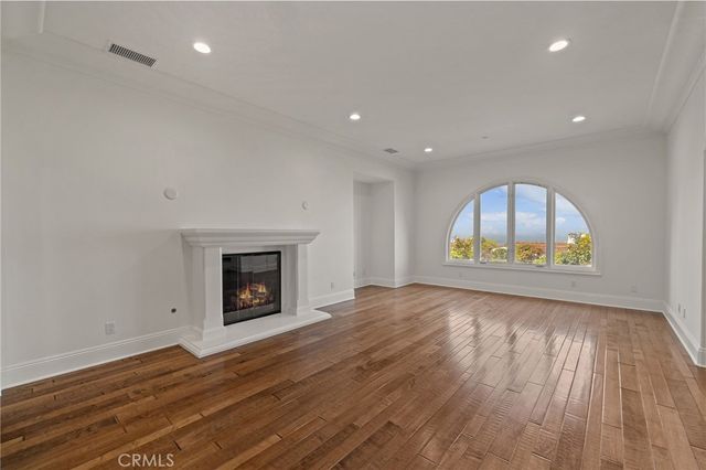 30 Surfspray Bluff, Newport Coast, CA 92657