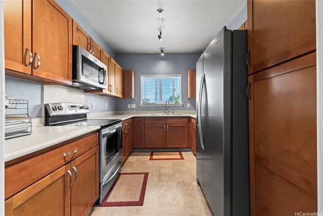 1143 Kakala Street 302, Kapolei, HI 96707