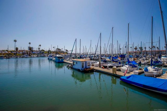 1786 Jasmine Way, Oceanside, CA 92054