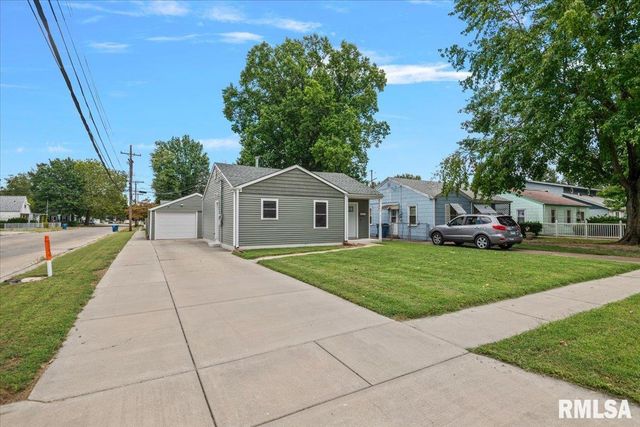 1936 N 21ST Street, Springfield, IL 62702