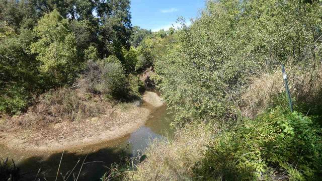 186 N Cline Rd, Elgin, OK 73538