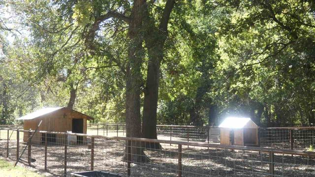 186 N Cline Rd, Elgin, OK 73538